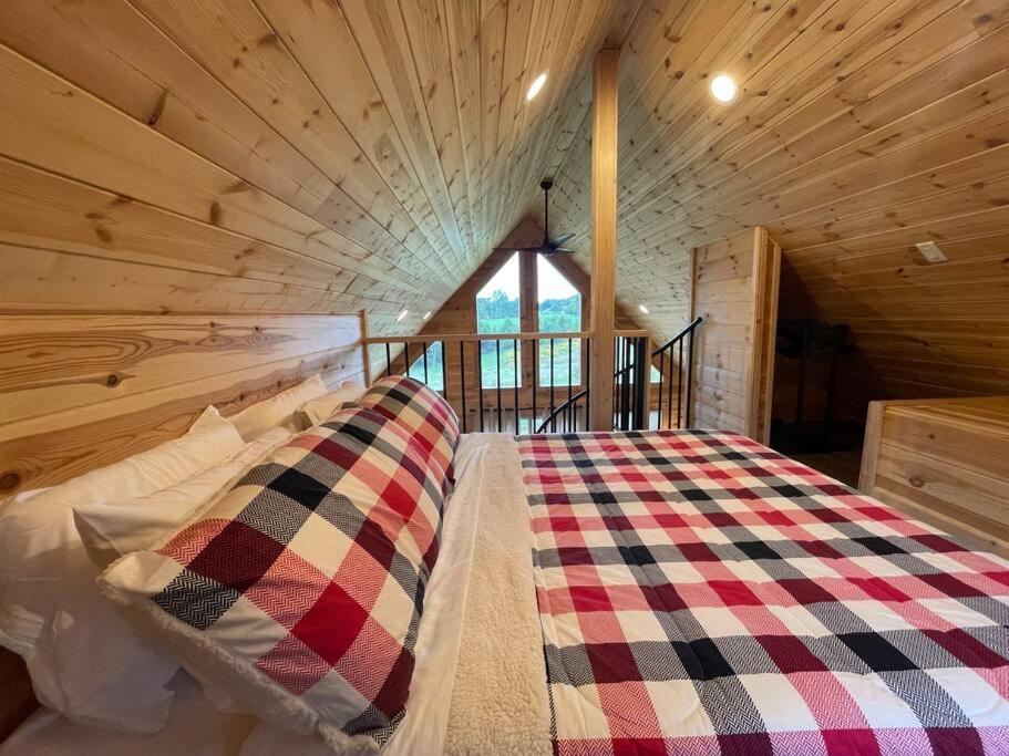 Cozy 1 Bedroom Cabin In The Heart Of Jonesborough المظهر الخارجي الصورة